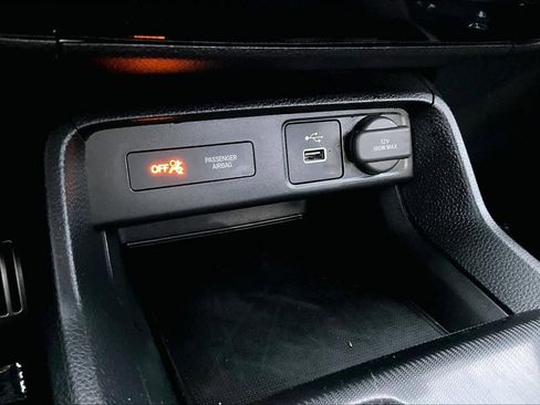 Used 2023 Honda Civic Sport image 32