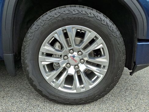 Used 2021 GMC Sierra 1500 Denali w/ Driver Alert Package II AWD/4WD image 8