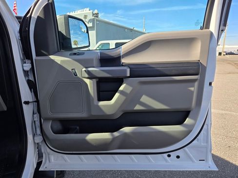 Used 2019 Ford F150 XLT image 43