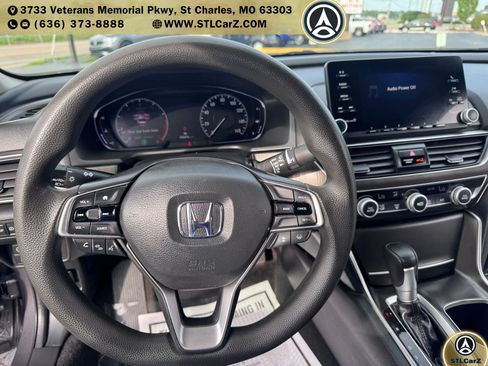 Used 2019 Honda Accord LX image 19
