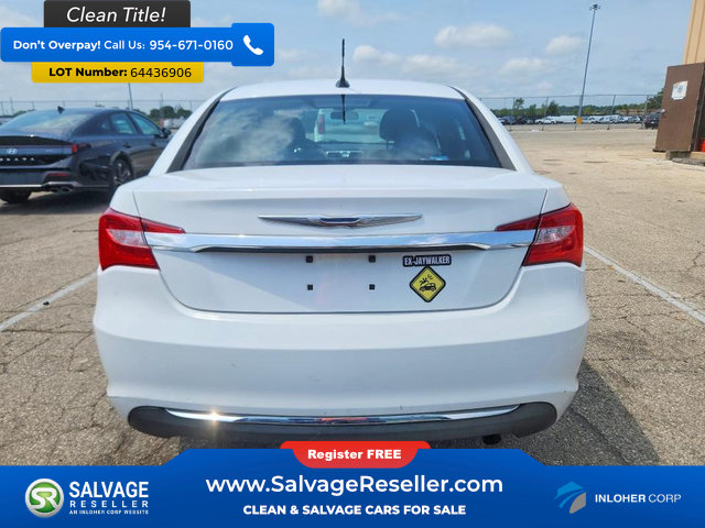 Used 2012 Chrysler 200 Touring FWD image 8