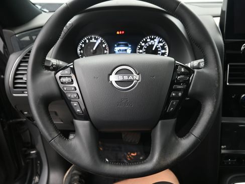 Used 2024 Nissan Armada SL w/ Midnight Edition Package image 13