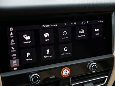 New 2026 Porsche Macan image 35