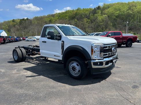 New 2026 Ford F550 4x4 Regular Cab Super Duty image 14