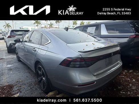 Used 2023 Honda Accord Sport image 3