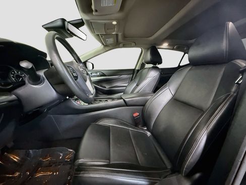 Used 2023 Nissan Maxima SL FWD image 22