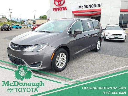 Used 2020 Chrysler Pacifica Touring w/ Advanced Safetytec Group FWD image 1