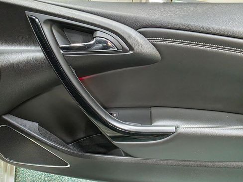 Used 2019 Buick Cascada Premium FWD image 26