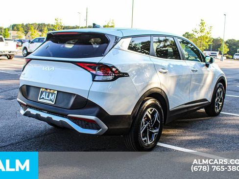 Used 2025 Kia Sportage LX FWD image 6