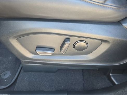 Certified 2024 Ford Explorer XLT w/ Equipment Group 202A AWD/4WD image 10