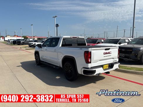Used 2024 GMC Sierra 1500 Elevation w/ Elevation Premium Package AWD/4WD image 8