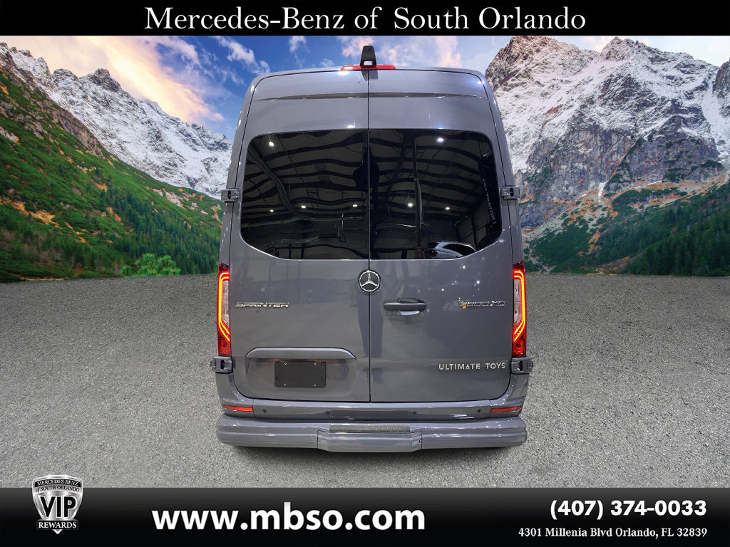 Used 2025 Mercedes-Benz Sprinter 3500 image 28