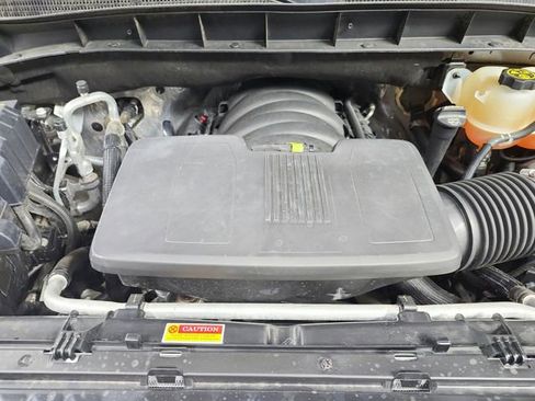 Used 2023 GMC Sierra 1500 SLT w/ SLT Premium Package AWD/4WD image 17