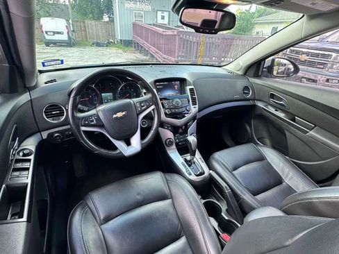 Used 2014 Chevrolet Cruze LTZ w/ RS Package FWD image 9
