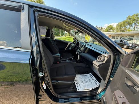 Used 2018 Toyota RAV4 LE w/ All Weather Liner Package AWD/4WD image 13