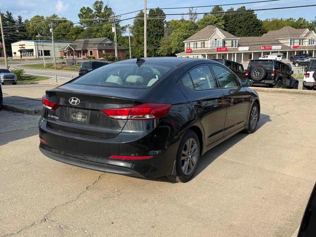 Used 2018 Hyundai Elantra SEL w/ Winter Weather Package FWD image 6