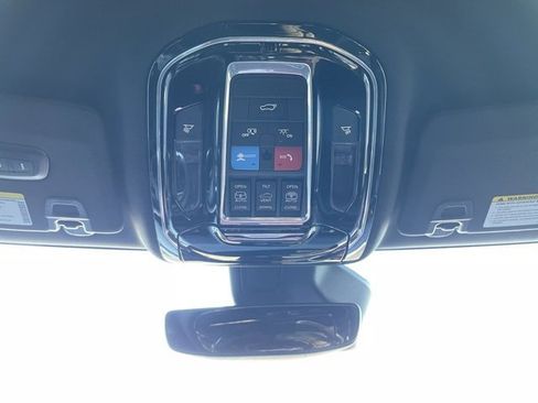 Used 2023 Jeep Grand Cherokee L Overland image 19