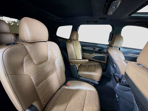 Used 2020 Kia Telluride SX w/ SX Prestige Package AWD/4WD image 28