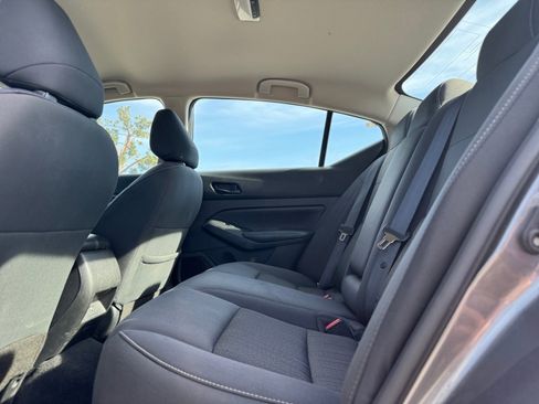 Used 2024 Nissan Altima 2.5 SV image 17