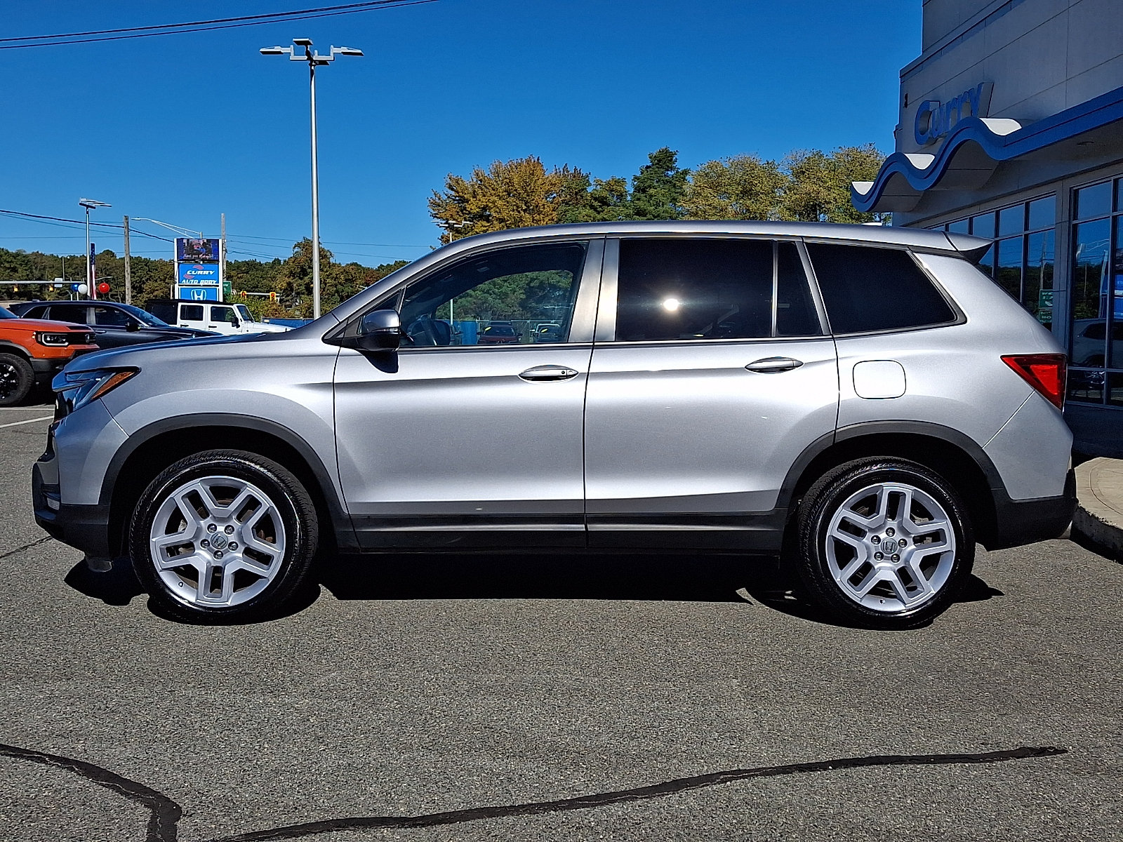 Used 2025 Honda Passport EX-L image 7