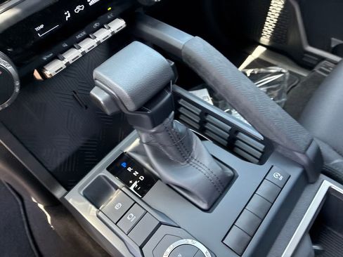New 2026 Toyota Tacoma SR5 RWD image 28