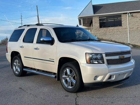 Used 2013 Chevrolet Tahoe LTZ image 12