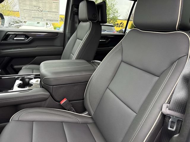New 2026 GMC Yukon XL Elevation w/ Elevation Premium Package AWD/4WD image 14