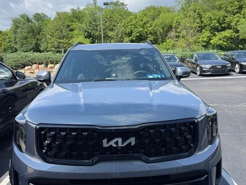 Used 2024 Kia Telluride SX Prestige X-Pro AWD/4WD image 2