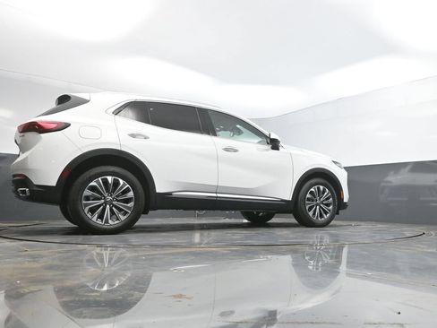 Used 2024 Buick Envision Preferred AWD/4WD image 39