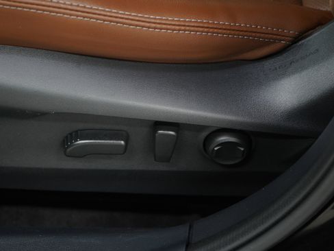 Used 2021 Subaru Outback Touring XT image 26