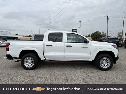 Used 2023 Chevrolet Colorado W/T w/ Safety Package RWD image 5