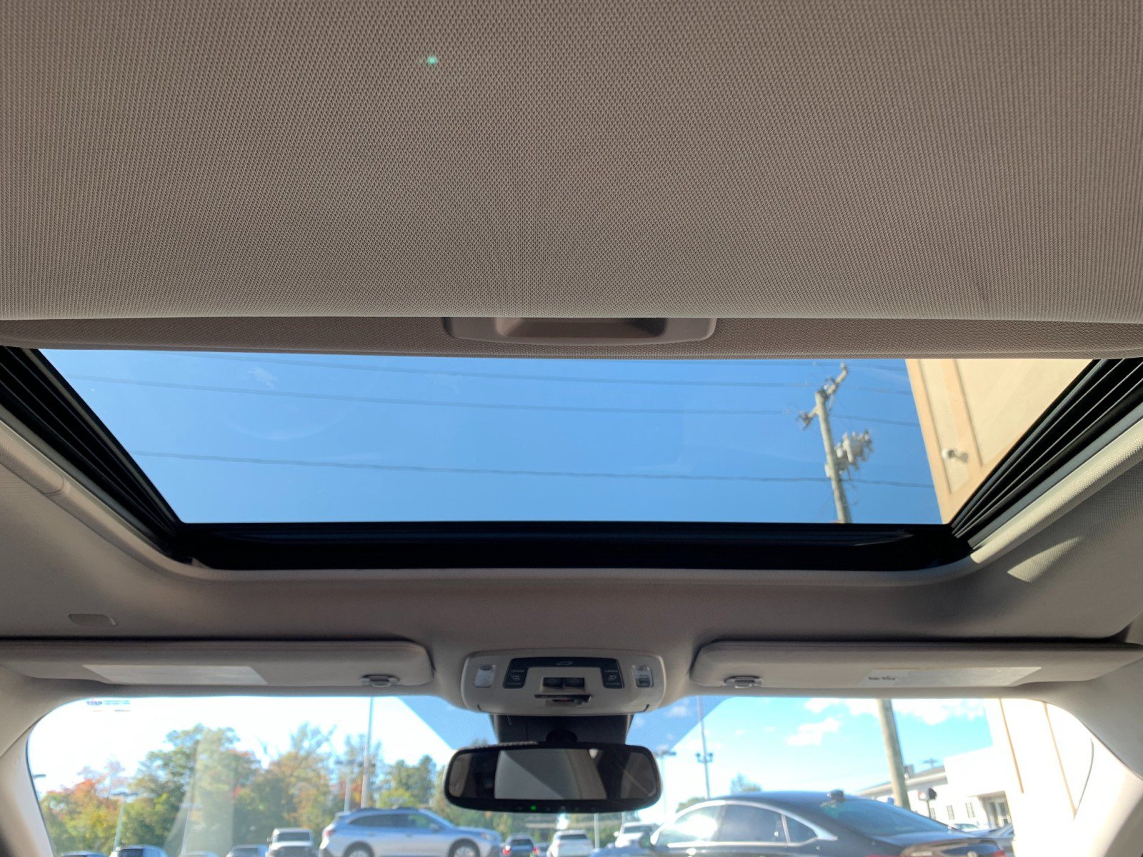 Used 2022 Toyota Sienna XLE AWD/4WD image 36