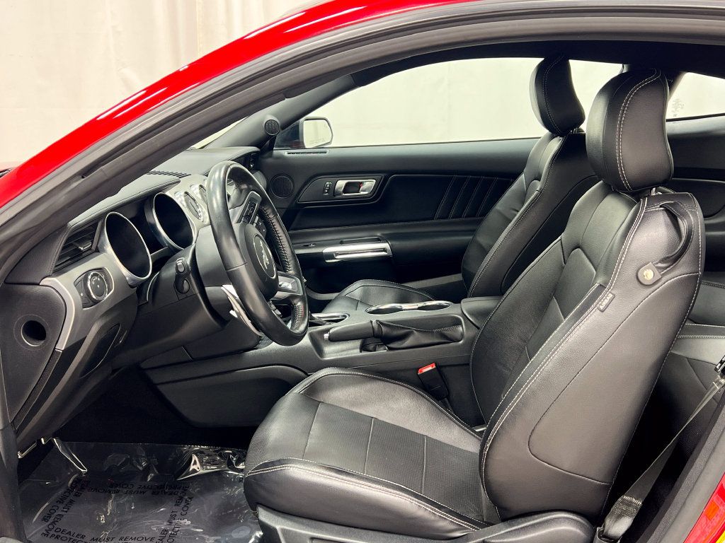 Used 2022 Ford Mustang GT Premium w/ Black Accent Package RWD image 12