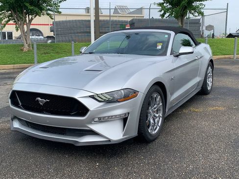 Used 2019 Ford Mustang GT Premium RWD image 4