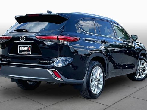 Used 2022 Toyota Highlander Limited AWD/4WD image 13