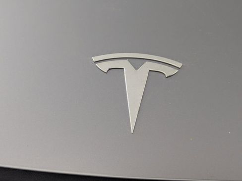 Used 2025 Tesla Model 3 Long Range image 33
