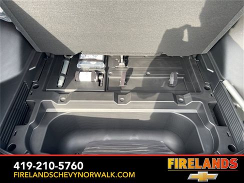 New 2026 Chevrolet Equinox EV LT image 49