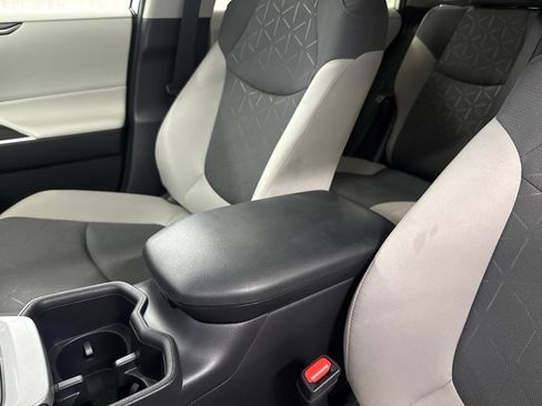 Used 2025 Toyota RAV4 XLE w/ Convenience Package AWD/4WD image 35