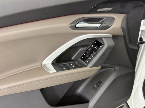 New 2025 Audi Q5 Premium Plus image 24