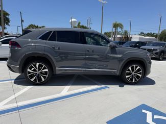 New 2026 Volkswagen Atlas Cross Sport SEL Premium R-Line AWD/4WD video 2