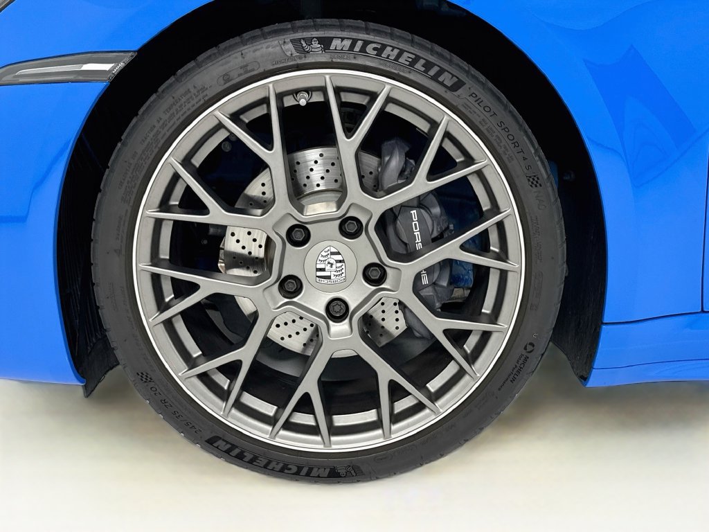 Certified 2023 Porsche 911 Carrera RWD image 31