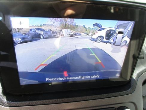 Used 2023 Ford Transit Connect XLT image 16