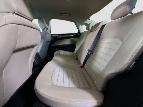 Used 2020 Ford Fusion S image 25