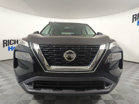 Used 2021 Nissan Rogue S image 3