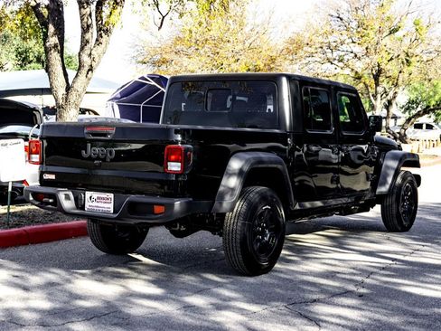 New 2026 Jeep Gladiator Sport image 4