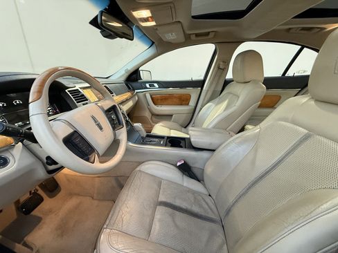 Used 2009 Lincoln MKS image 10