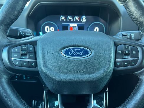 Used 2024 Ford Ranger Lariat w/ FX4 Off-Road Package image 23