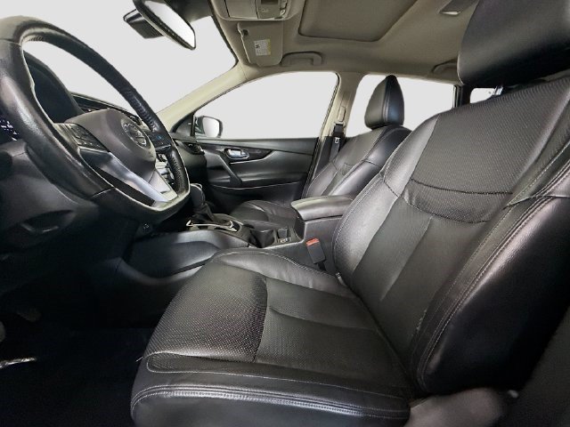 Used 2022 Nissan Rogue Sport SL w/ Premium Package AWD/4WD image 21