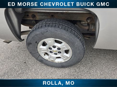 Used 2007 Chevrolet Silverado 1500 LT w/ 1LT Convenience Package AWD/4WD image 12