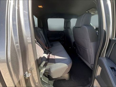 New 2026 Nissan Frontier SV w/ Tow Package image 9